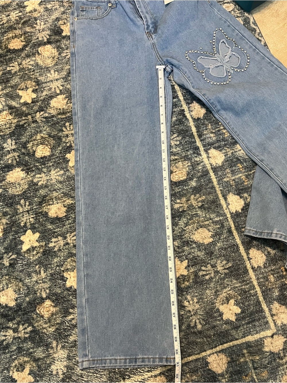 Light Blue Women's Butterfly Cutout Embellished Jeans - Picture 5 of 7